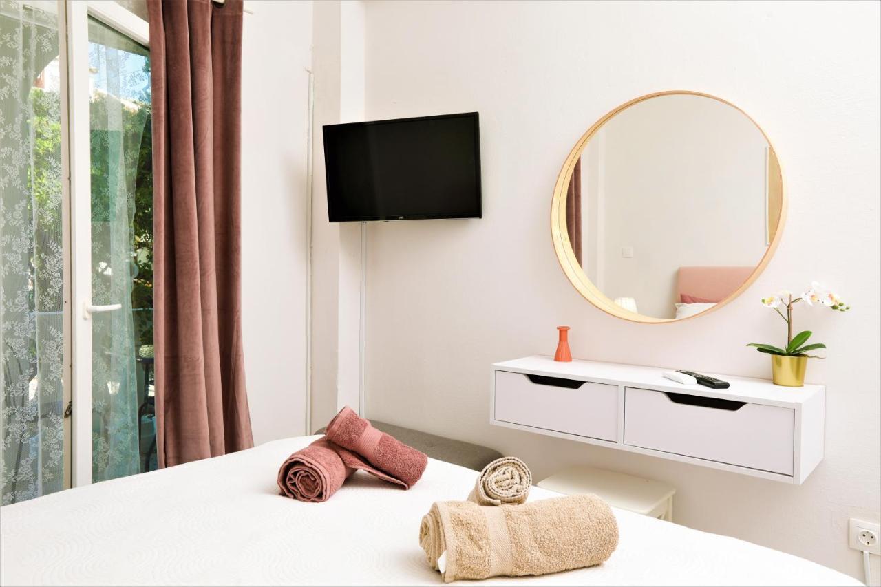 Terranova Beach Apartment -Rose อิปโซส ภายนอก รูปภาพ
