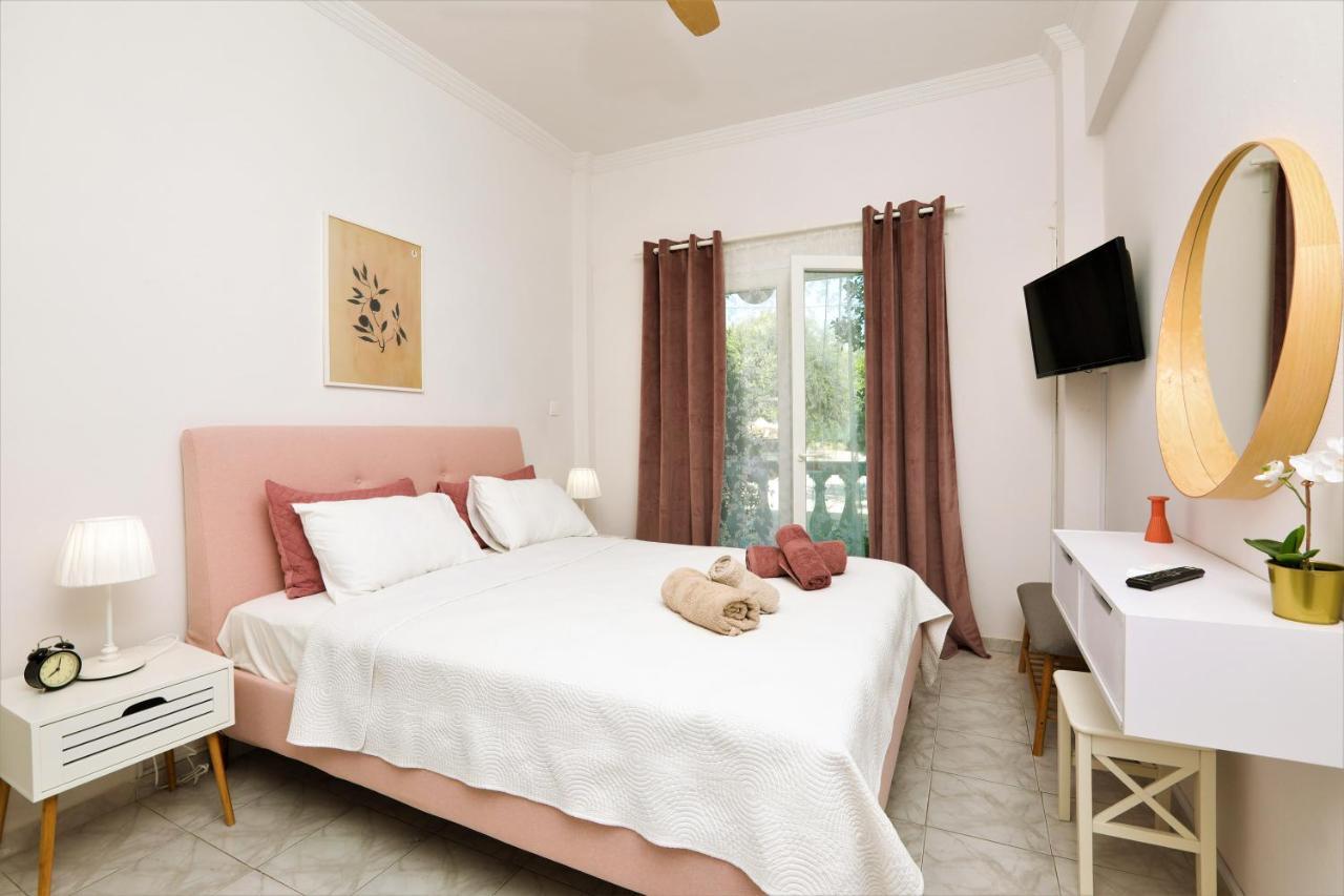 Terranova Beach Apartment -Rose อิปโซส ภายนอก รูปภาพ