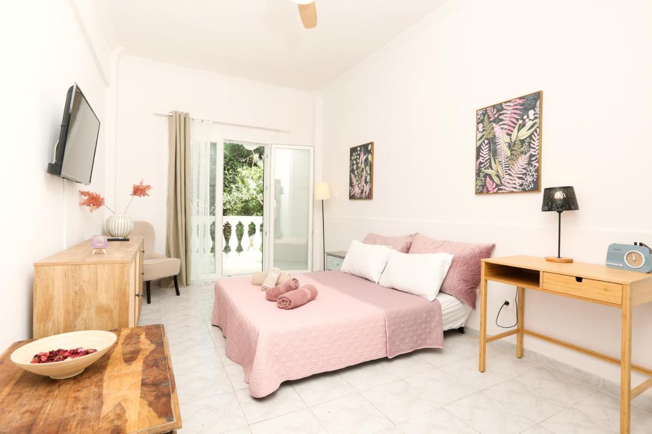 Terranova Beach Apartment -Rose อิปโซส ภายนอก รูปภาพ